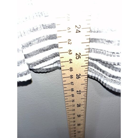 Sleeveless Striped Top With Lace Details By Maurices Medium Size White & Gray Co - Picture 3 of 9